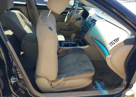 2014 Nissan Altima 2.5 Sv from USA, damaged, VIN 1N4AL3AP9EC400966